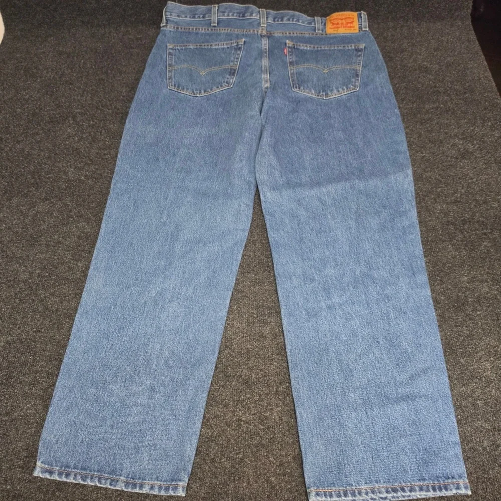 Levis 550 Relaxed Fit Tapered Leg Jeans Mens 40x30 Medium Wash Blue Denim